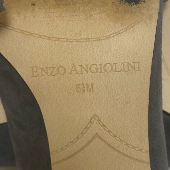 Enzo Angiolini Ruffle Bow Peep Toe Suede Pump - Picture 10 of 10